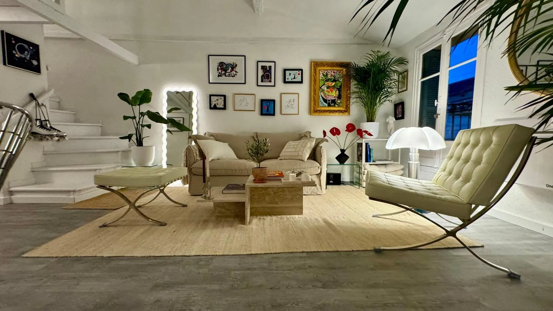 Superbe Duplex Entre Le Vieux Nice Et La Prom